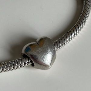 (3/$30 Closet Sale!) Pandora Simple Heart Charm